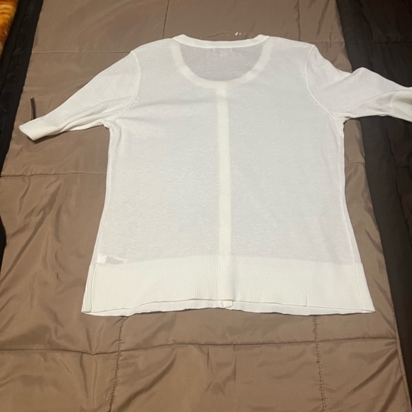 Top - Picture 5 of 7